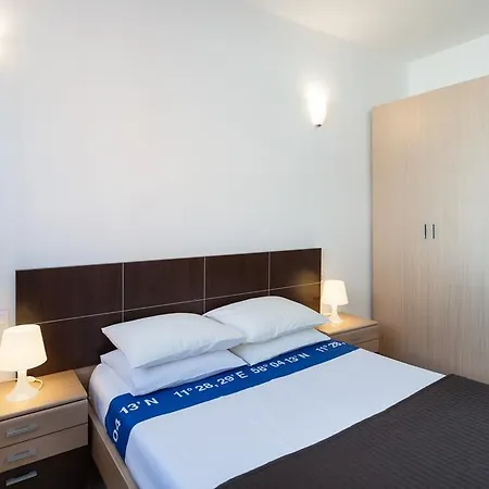 Bed And Go * Lloret de Mar